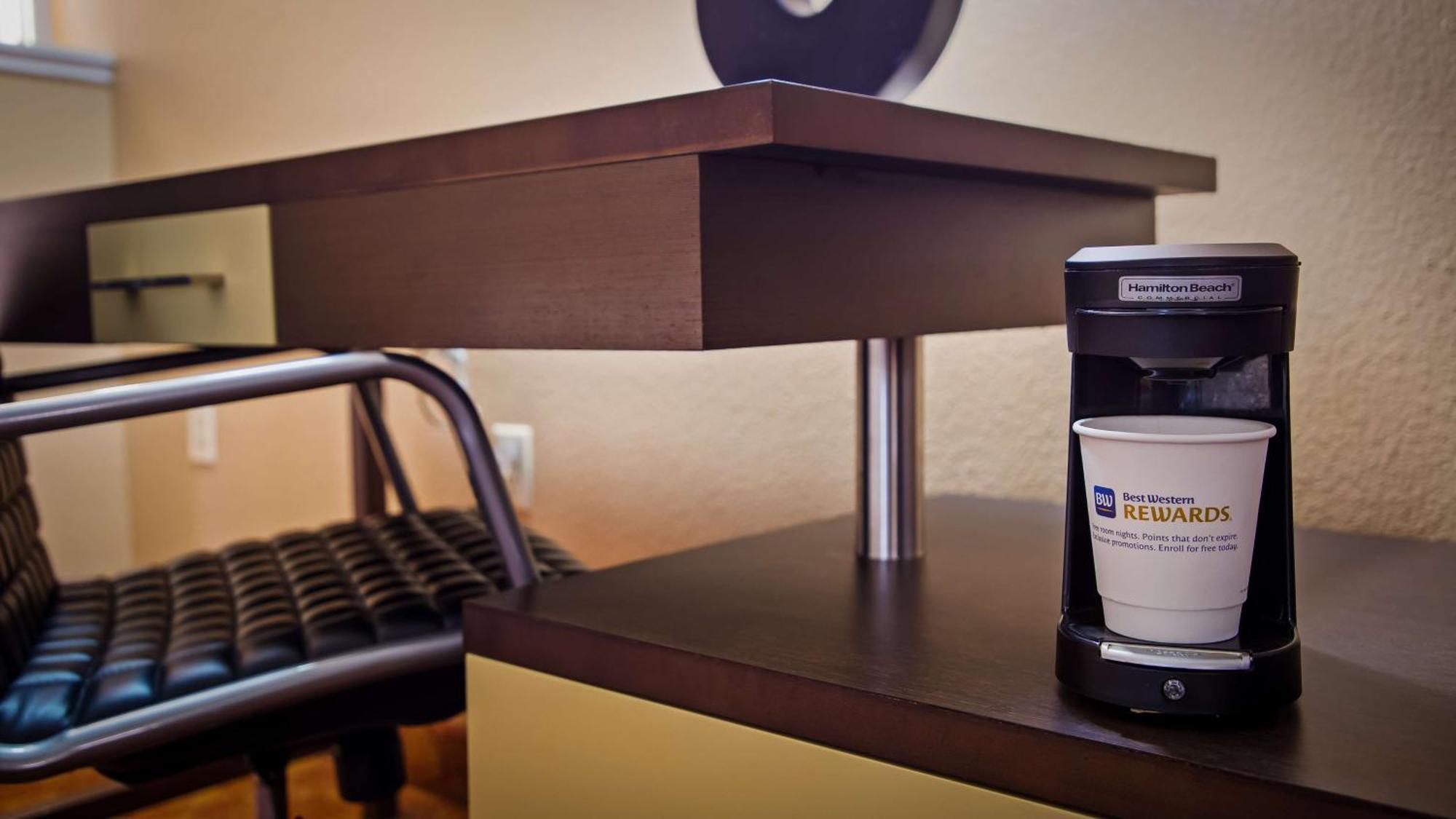 Best Western Fallon Inn & Suites Bagian luar foto