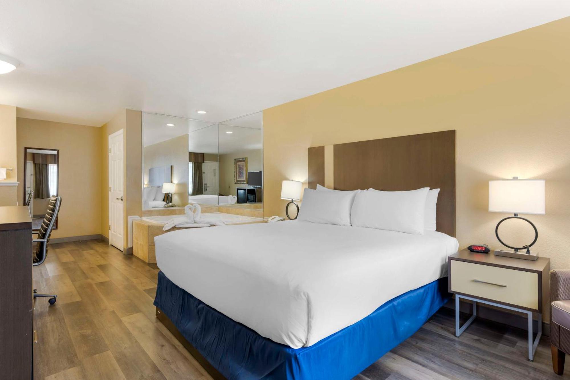 Best Western Fallon Inn & Suites Bagian luar foto
