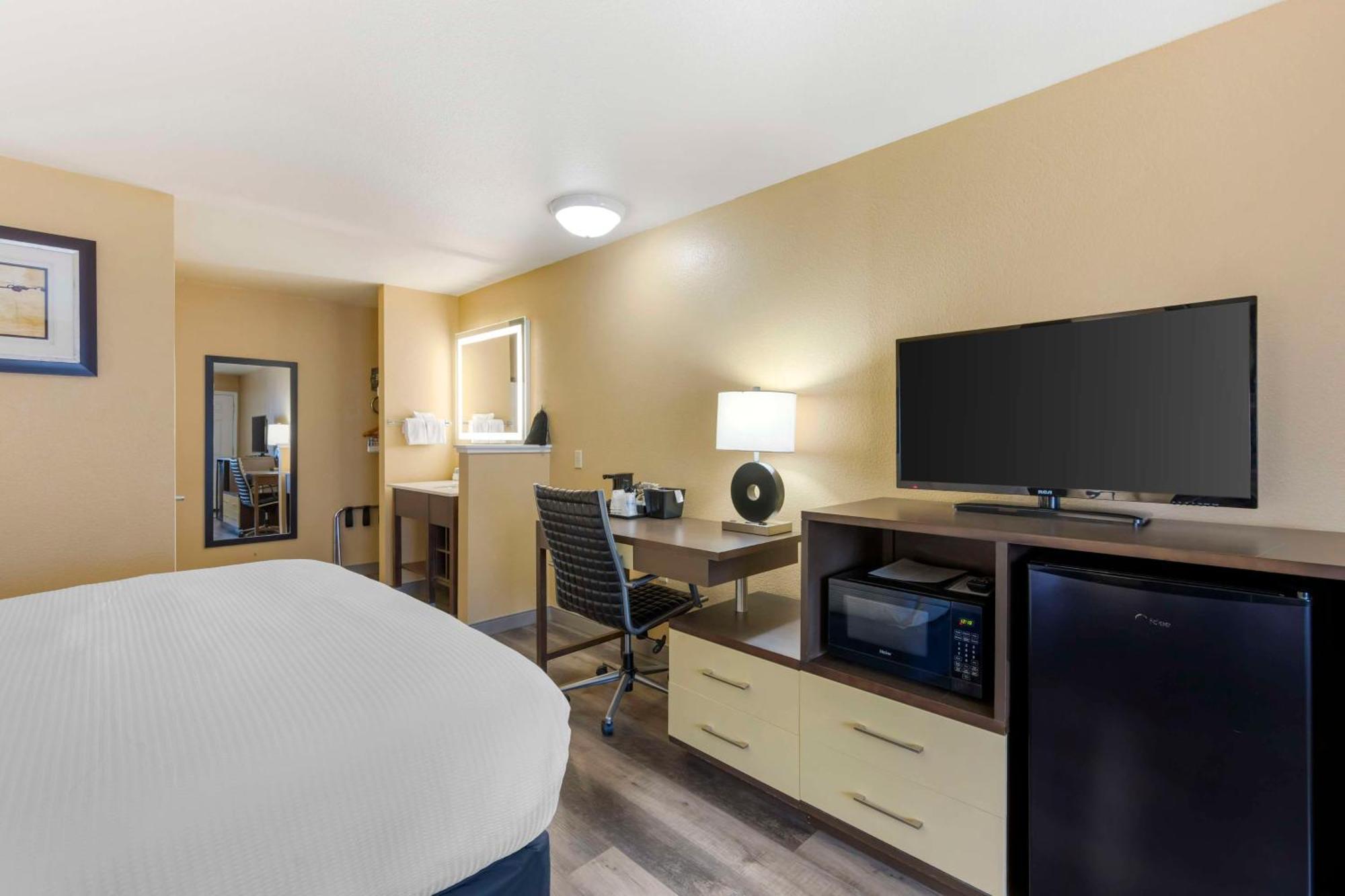 Best Western Fallon Inn & Suites Bagian luar foto